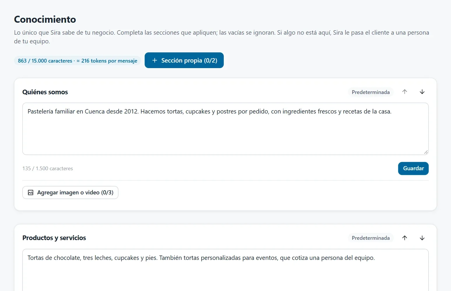 Panel de Sira: secciones de conocimiento del negocio, como quiénes somos y productos, con espacio para fotos y videos